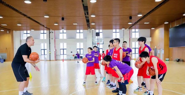 篮球训练后的总结与反思作文_2